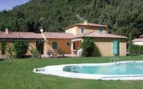 Villa Mistral